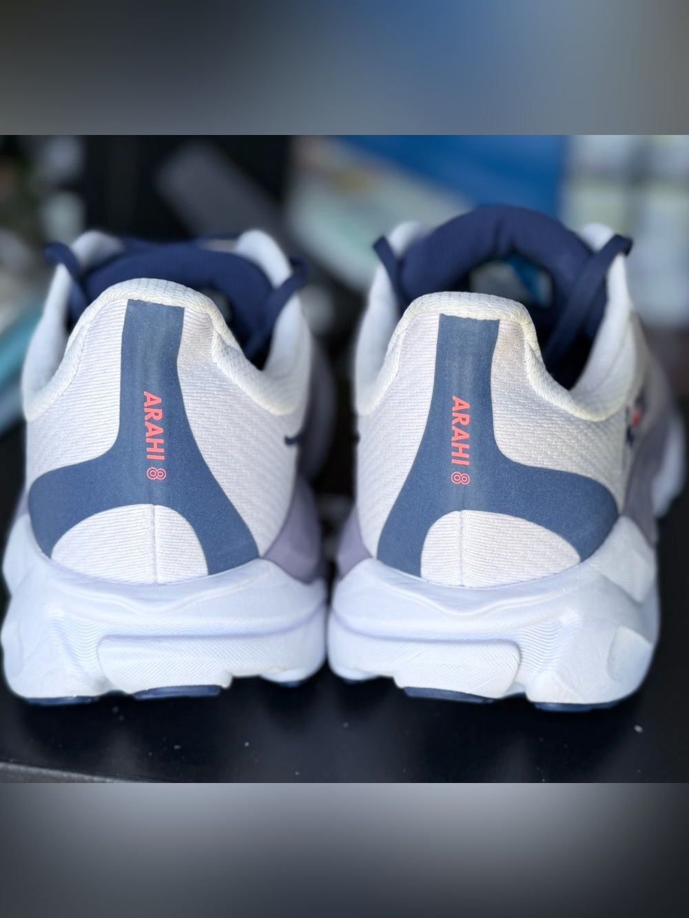 Hoka Arahi 8 - Picture 3 of 5